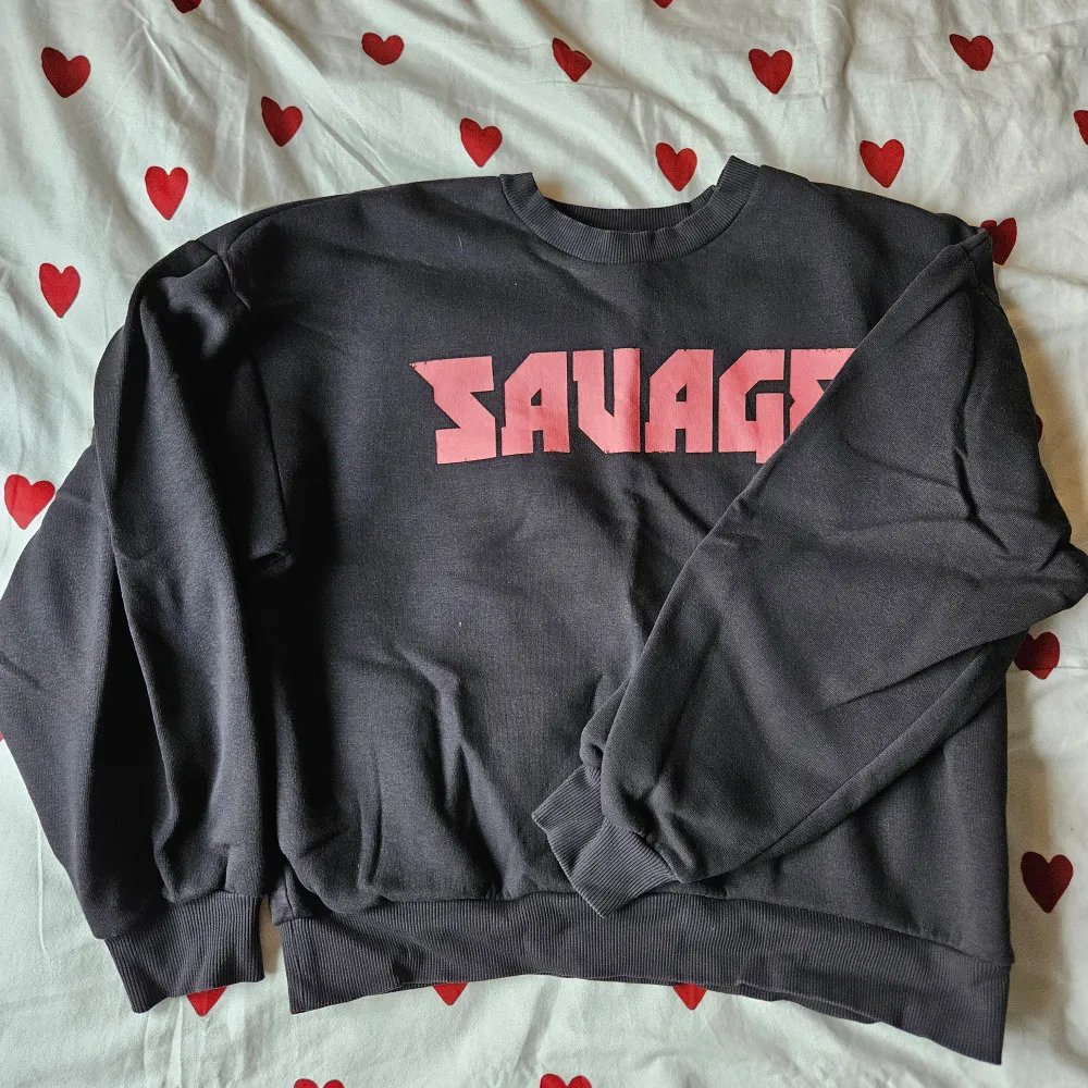 Grå/svart sweatshirt med 