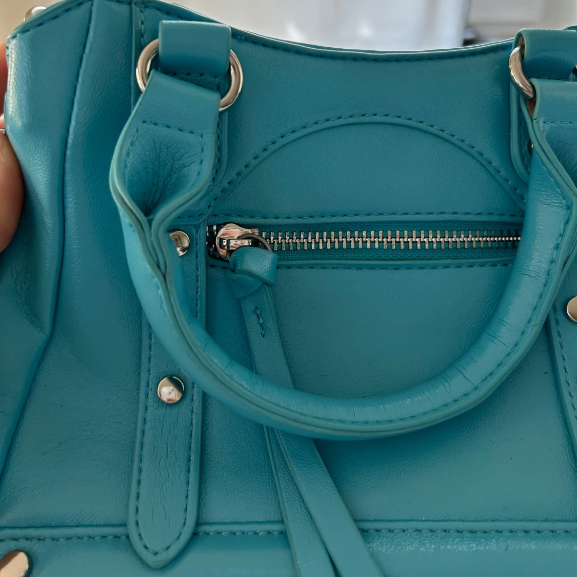 Ljusblå crossbody väska - 91