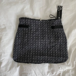 Minikjol - Söt minikjol med prislapp kvar från Cameo Rose, storlek 38/40