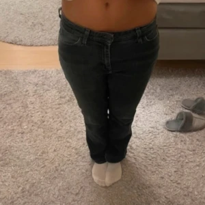 Lågmidjade jeans 💕 - Stolek M/S är i gott skick💞