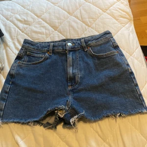 Jeansshorts - Helt oanvänt och fint material