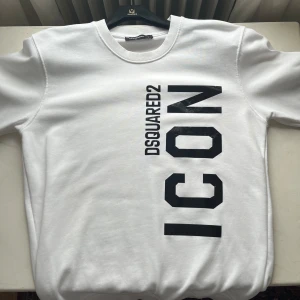 Dsquared2 Tröja - Mycket fint skick! Storlek XL