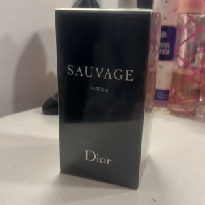 Dior sauvage - Helt ny oöppnad dior sauvage parfym 100ml  Nypris-1790 Mitt pris-1300