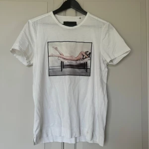 Limitato T-shirt - Limitato T-shirt  Skick: Använd