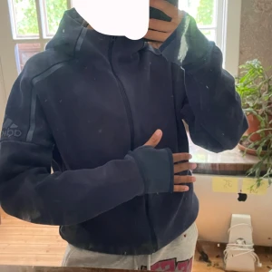 Adidas tränings hoodie  - Aldrig använd! Nyskick!! Köparen står för frakt 📦 