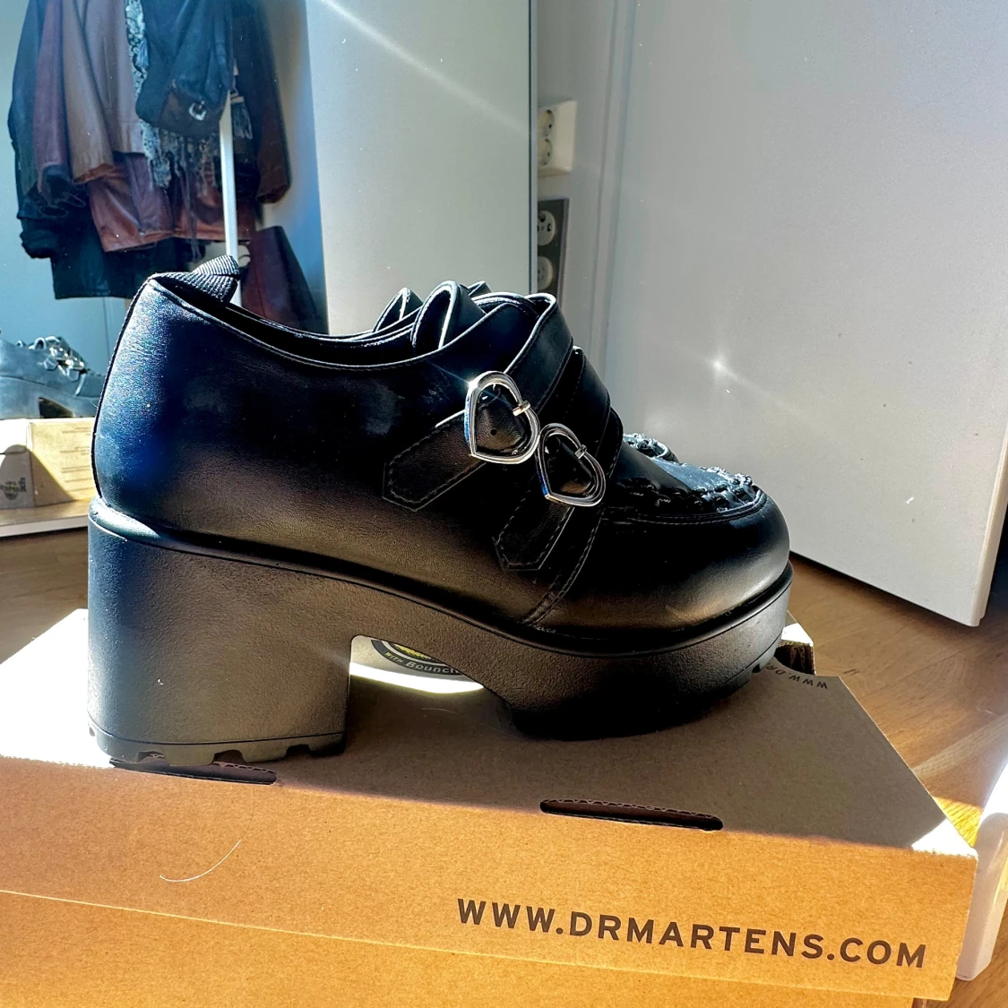 Svarta dolly platåskor  - 90