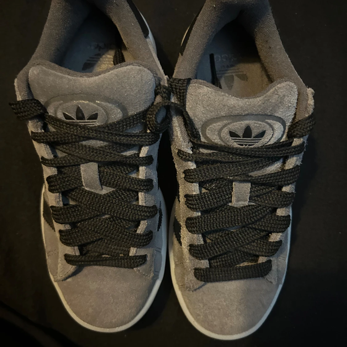 Adidas Campus gråa  - 93