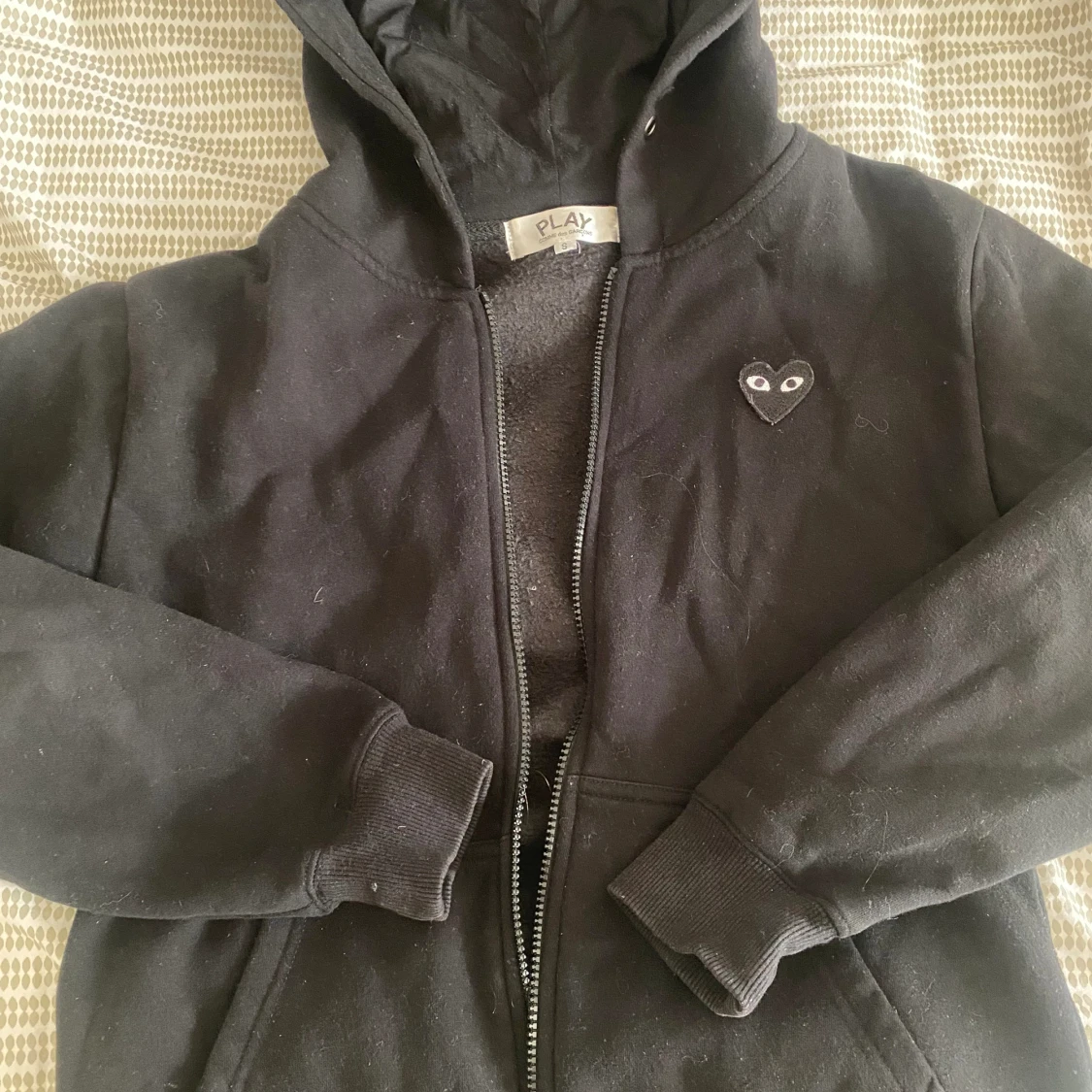 comme de garçons play zip-up