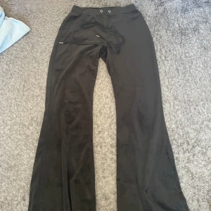 Gina mjukis - Gina mjukis