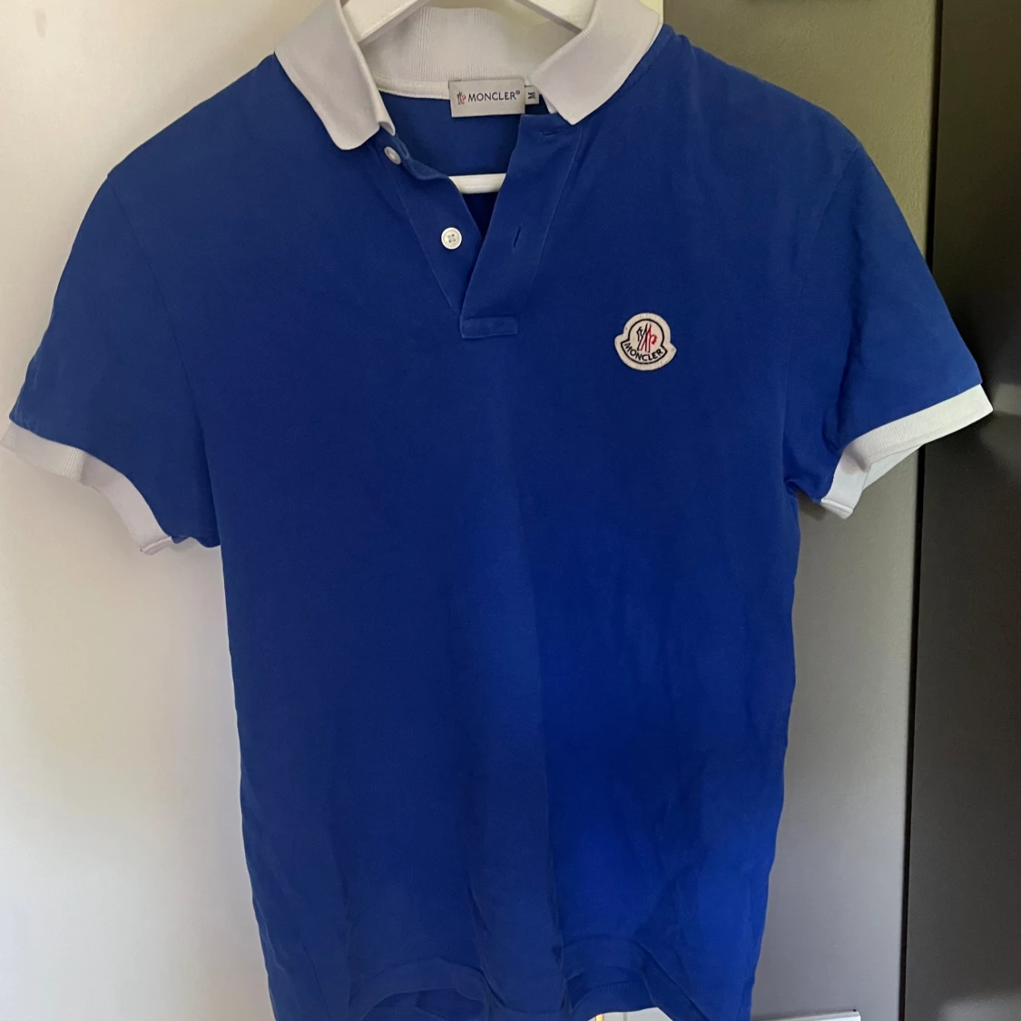 Moncler piké storlek s/xs