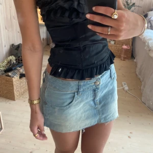 Jeanskjol  - SUPER snygg verkligen 