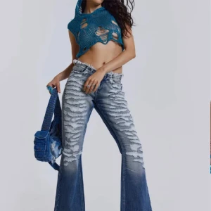 Jaded jeans - Säljer dessa jeans från jaded london som jag fick i julas. Använd fåtal gånger, nypris 1250kr. På baksidan på ena fickan finns det ett litet hål, skirv privat för bild❤️