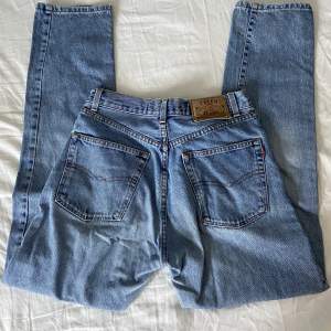 Jeans från 90