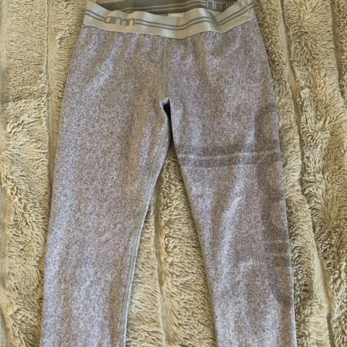 Snygga motiverande gråa leggings! - 27