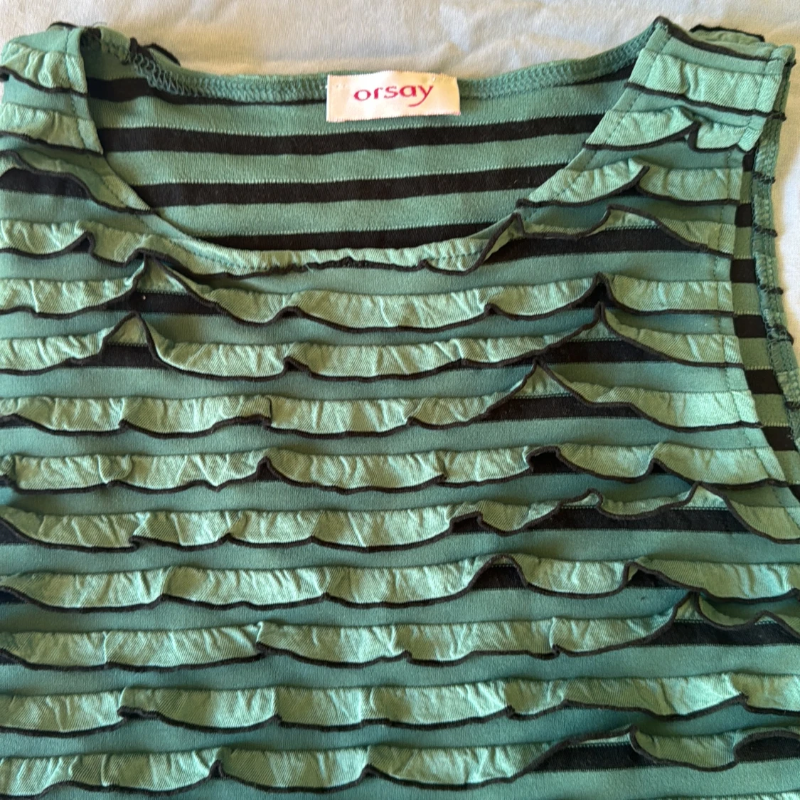 Topp med volanger - 90