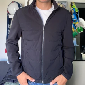 Zara jacka  - Fet zara cardigan jacka storlek M sitter som S