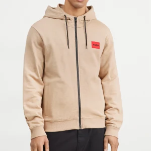 Hugo boss zip hoodie - Säljer sambons Hugo boss zip hoodie då den inte kommer till användning längre. Är i nyskick förutom att bandet i luvan har tappats bort. Storlek XXL men sitter som L/XL. Nypris 1395 