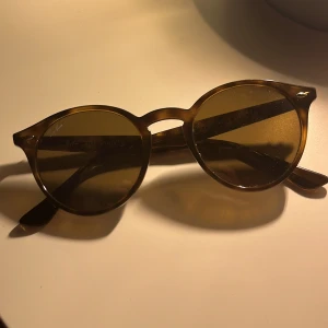 Ray bans - Bra skick 10/10