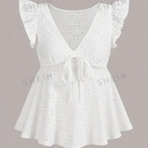 Blus  - Hej säljer denna varan för 100 kronor 20 kronor frakt. Inte använd (den va lite för stor för mig). 💕