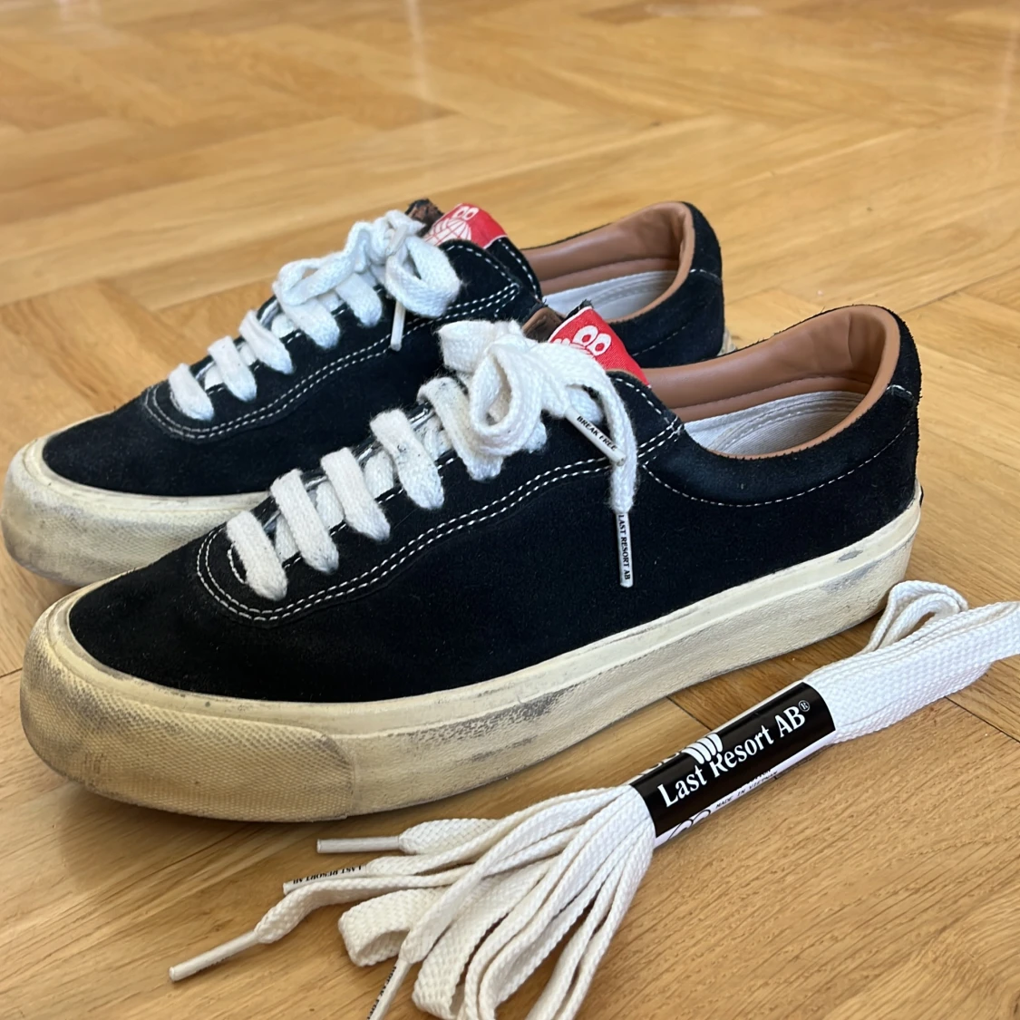 Last Resort skor