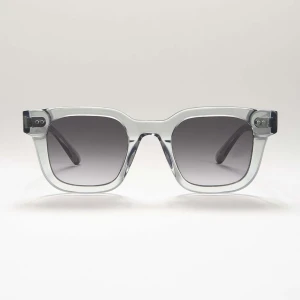 Chmi clear 04 grey - Säljer dessa stilrena chimis i modell 04. Har endast använts några gånger 