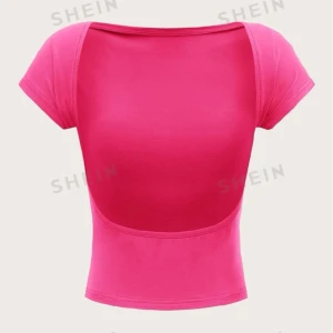 Topp med öppen rygg - Topp med öppen rygg från shein, aldrig använd 💘