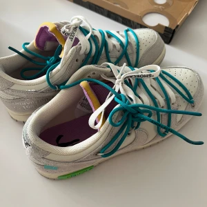 Off white 36 - Knappt använda ser ut som nya. Paket finns också till skorna.