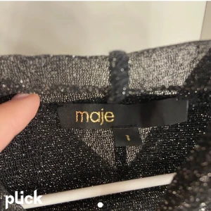 Maja tröja - Säljer min glittriga hoodie från Maje💖kommer ej till användning längre 