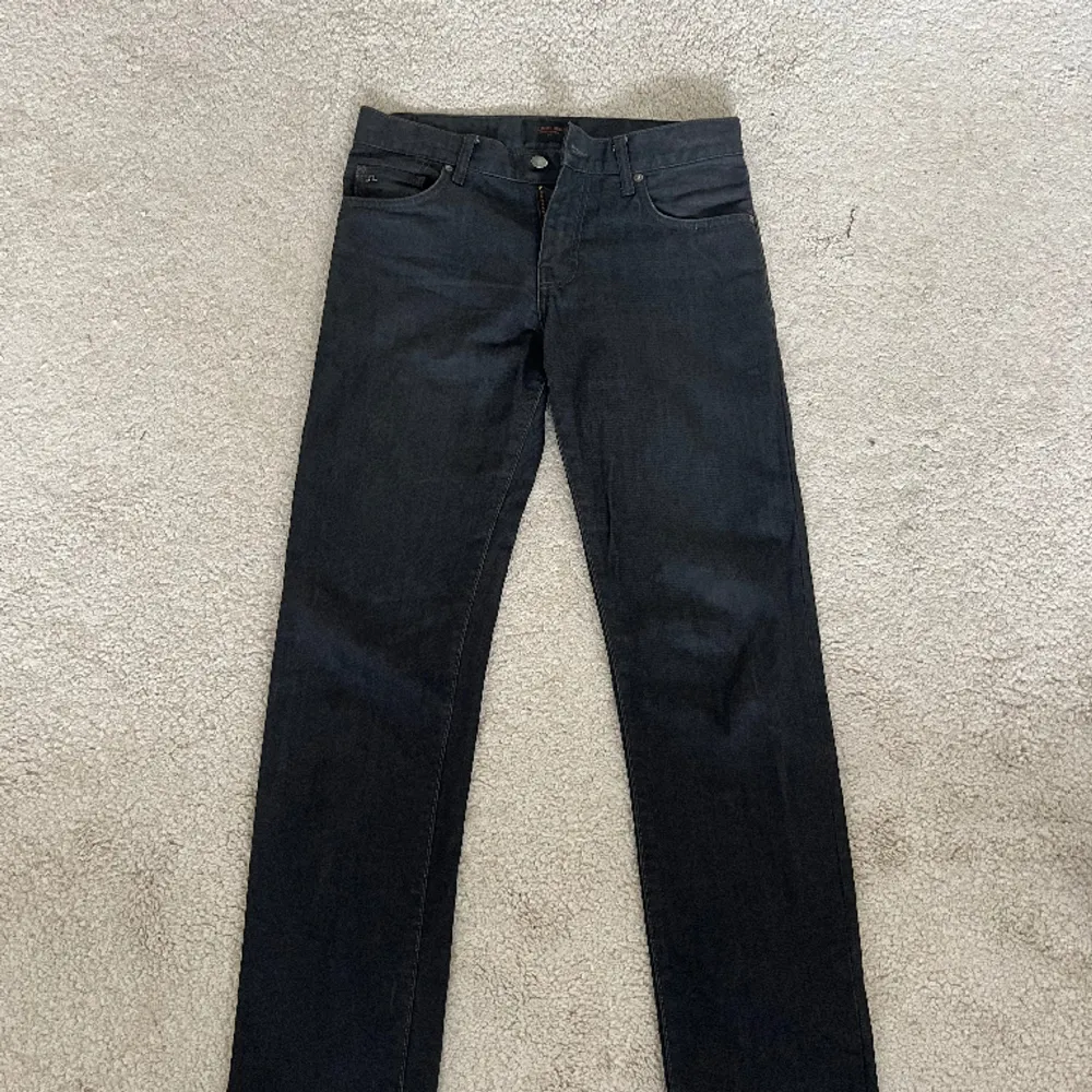 J.lindberg jeans nya utan prislapp, använda ett fåtal gånger, nypris 1400kr vårt pris 380, Skriv vi frågor o funderingar💯💯. Jeans & Byxor.