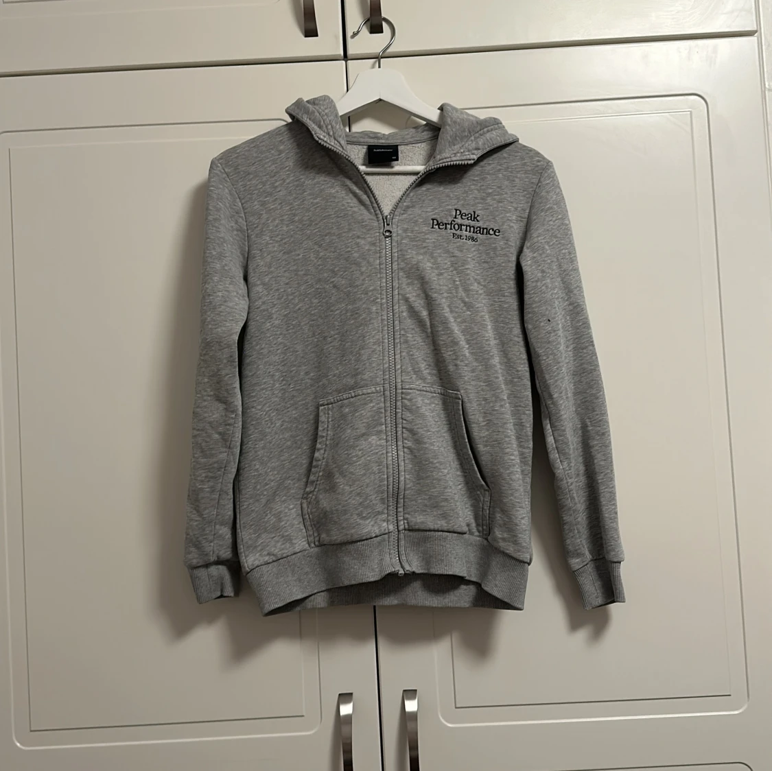 Peak performance kofta till salu