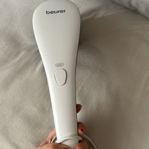Massage pistol beurer  - Enkel massage pistol som funkar jätte bra, nyskick, köpt för ca 600 men säljer för 250