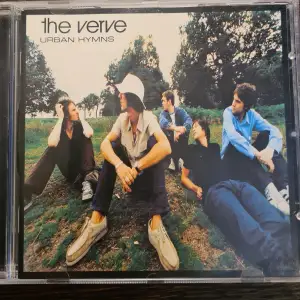 The Verve CD som spelar felfritt, slitage på skalet kan förekomma🌙