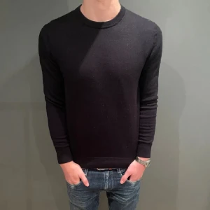 These Glory Days Tröja - Merinoull tröja från volt Sitter som storlek S