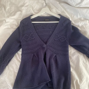 Kofta  - Superfin stickad kofta från taifun❣️