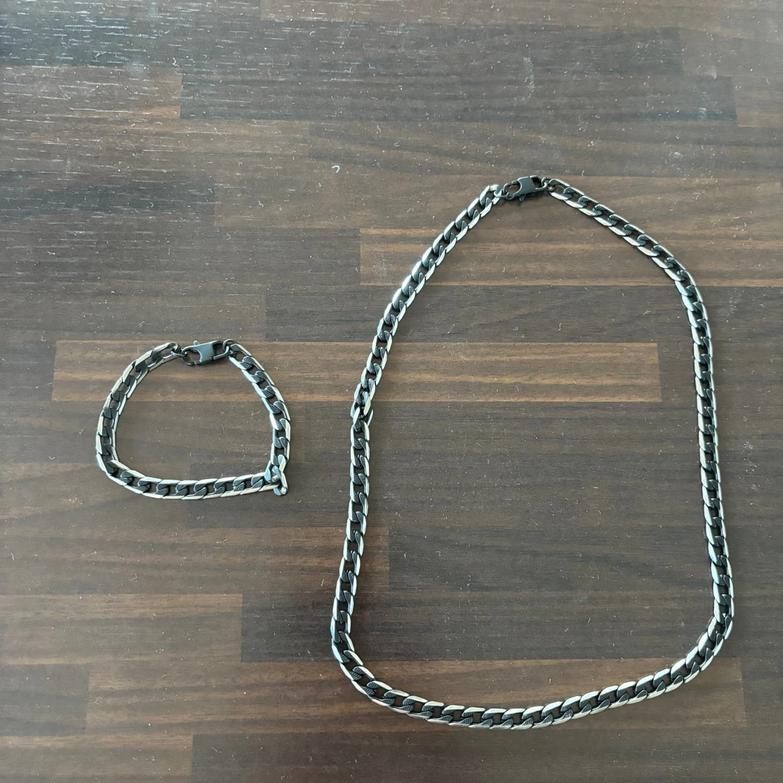 Armband och halsband