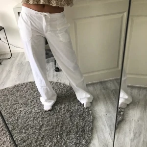 Linne byxor - Super fina linne byxor nu till sommaren☀️ Bootcut och jätte fina i längden🤍