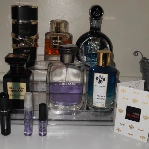 Säljer parfym samples 3ml och 5ml - Säljer parfym i storlekar 3ml/5ml Rasasi Hawas🍋🧼30kr/45kr Mancera French Riviera🧂🫧🍋80kr/130kr Lattafa Asad 🍂☕🌶️25kr/40kr Lattafa Fakhar🍋🫧30kr/45kr Cocktail intense 🍦🪵  30kr/45kr Påfyllnings Travel Sample 5ml/25kr Mancera Red tobacco intense 1.8ml 60kr