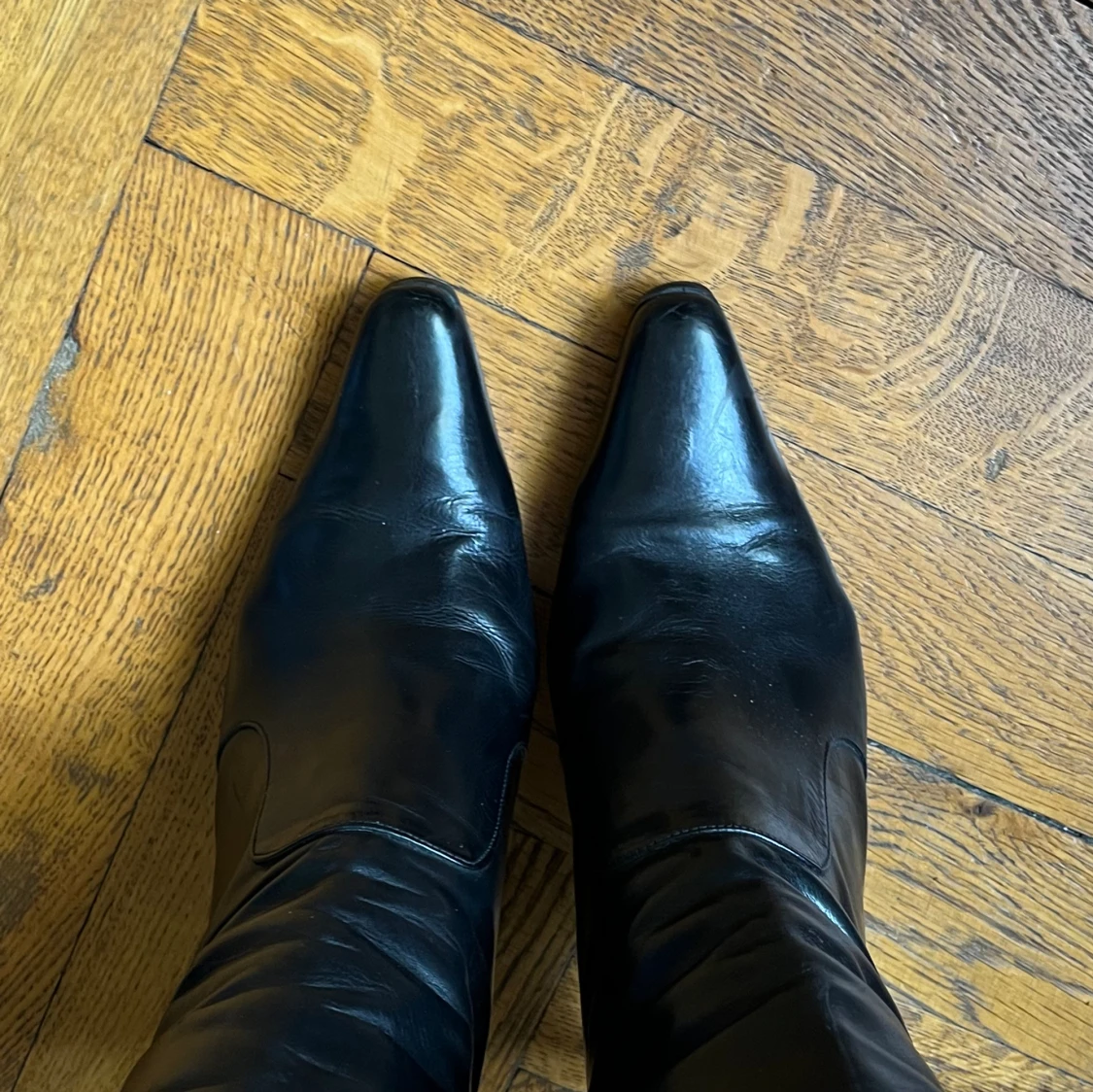 Calvin Klein boots! - 90