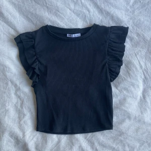 Zara topp - Populärt zara topp i jättebra skick 💕