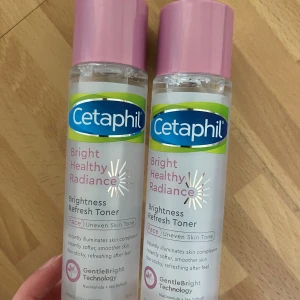 Cetaphil toner - Oanvända cetaphil toners!💓Priset kan diskuteras😊150kr/st! 🫶250 för båda! Säljer även en cleanser i samma serie☺️