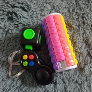 Fidgets  - Tre olika pussel 