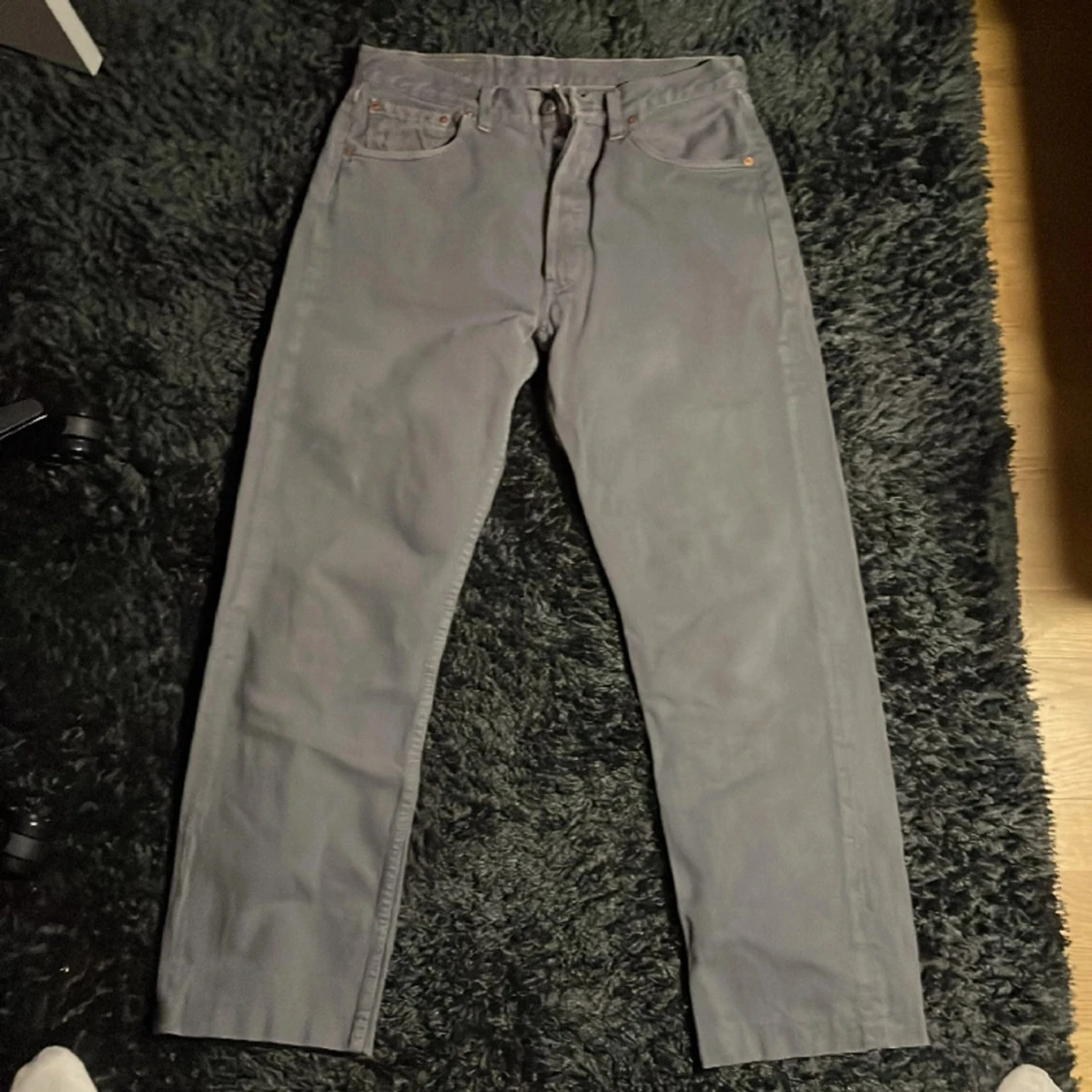Gråa Levis 501or