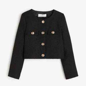 Boucle  - Intresse koll på min Boucle från H&M som är helt slutsåld och väldigt eftertraktad. Startar eventuellt budgivning om många är intresserade💋lappen är kvar så den är endast testad