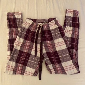 Pyjamas byxor röd rosa  - Straight fitt super mjuka❤️