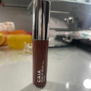 brow gel caia  - endast testad!  caia produkt