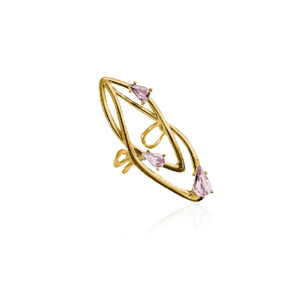 Söker följande smycken från ioaku:   LA FLEUR MULTI RING - guld, LA FLEUR MULTI CUFF - guld, BLISS RING Pink - guld. Bara att höra av sig  ifall man säljer något av smyckena ovan💕. Accessoarer.