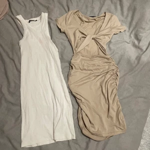 4 klänningar  - 4 st fina klänningar. Knappt använda. Klänningarna på första bilden säljer jag för 150kr st. Den ”bruna” korta klänningen för 100kr och den bredvid för 200kr.