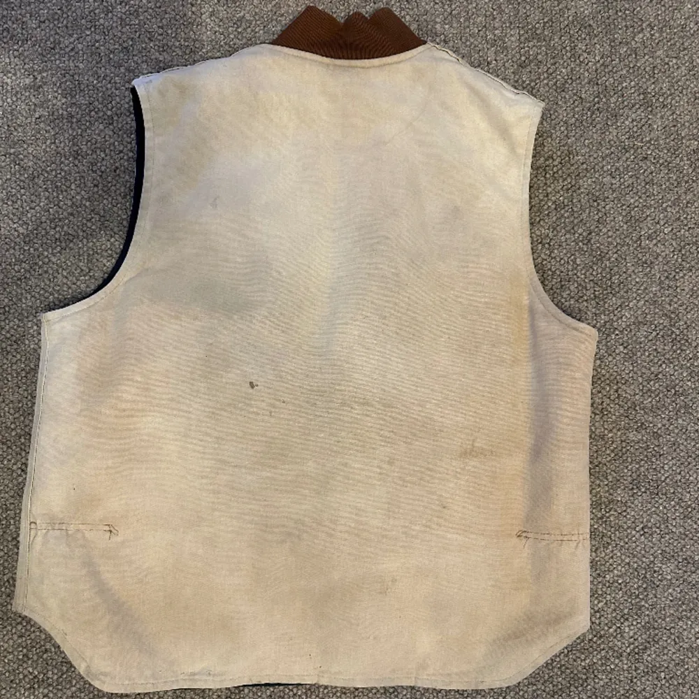 Vintage carthartt work vest, inga flaws. . Jackor.