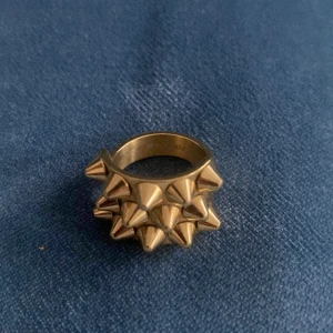 Edblad ring - Säljer min Edblad ring i bra skick för att den inte kommer till användning. Köpt för 400kr