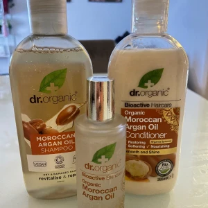 dr.organic schampoo + balsam + argan oil - schampoo + balsamet använda EN gång om ens det, olja är använda några enstaka gånger.